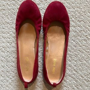 Nine West Carmen flats